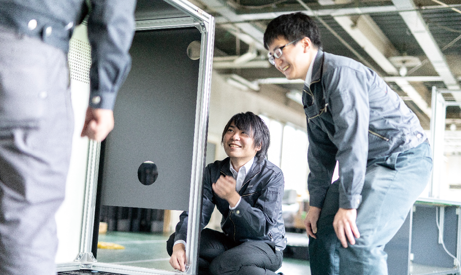 試作品のデザインレビューの様子